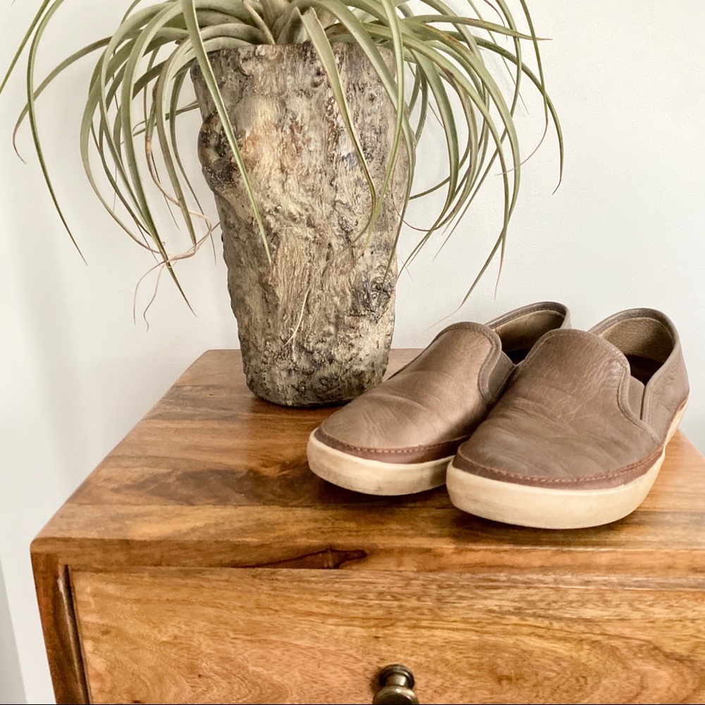 Frye brown leather loafers